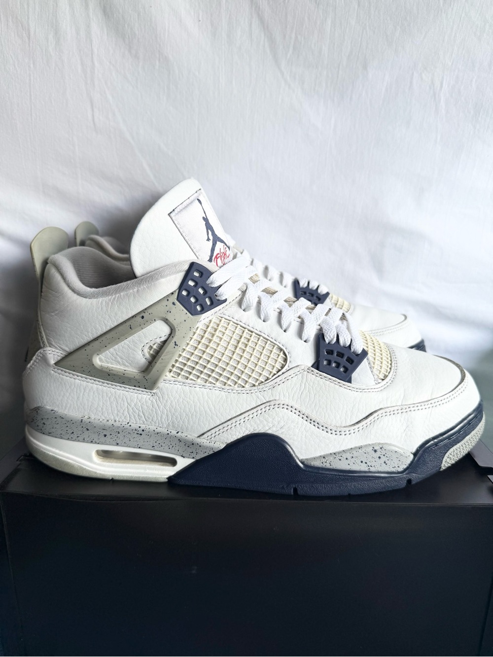 AUTHENTIC Jordan 4 Retro Midnight Navy Size 13 DH6927-140 2022 PRE-OWNED